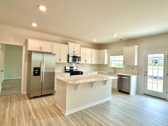 Building Photo - 123 Pecan Grove Ln