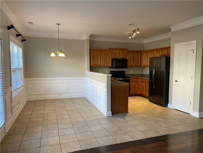 Building Photo - 2100 Cabela Dr