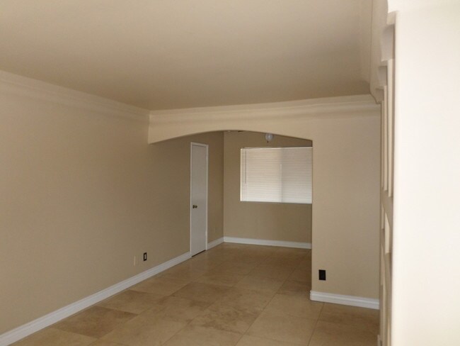 Building Photo - 4210 N 85th Ave