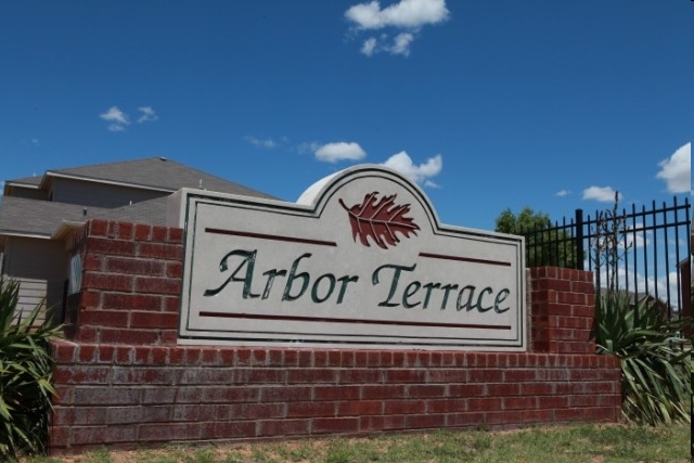 Foto del edificio - Arbor Terrace Town Homes