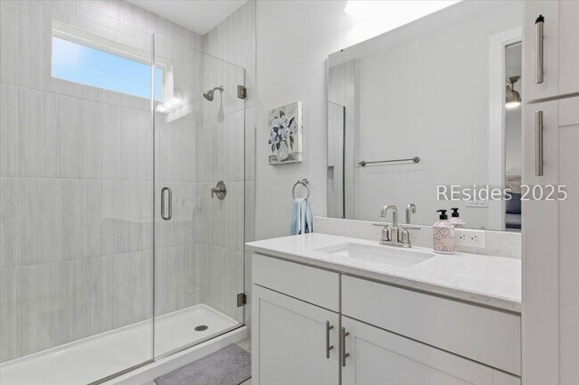 Foto del edificio - 119 Blue Starfish Ln