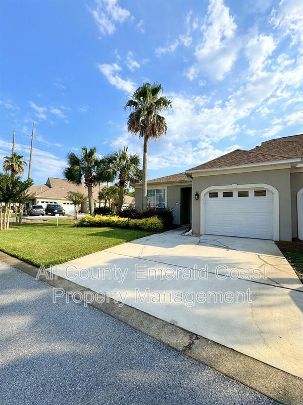 Building Photo - 126 S Shore Dr