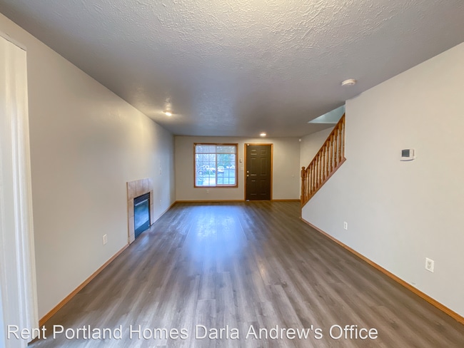 Building Photo - 3 br, 2.5 bath House - 3937 SE 117th Place