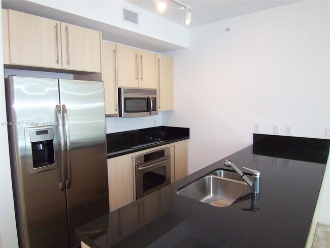 Foto del edificio - 1111 SW 1st Ave