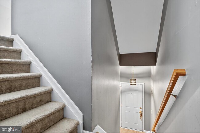 Foto del edificio - 1062 Lamberton St