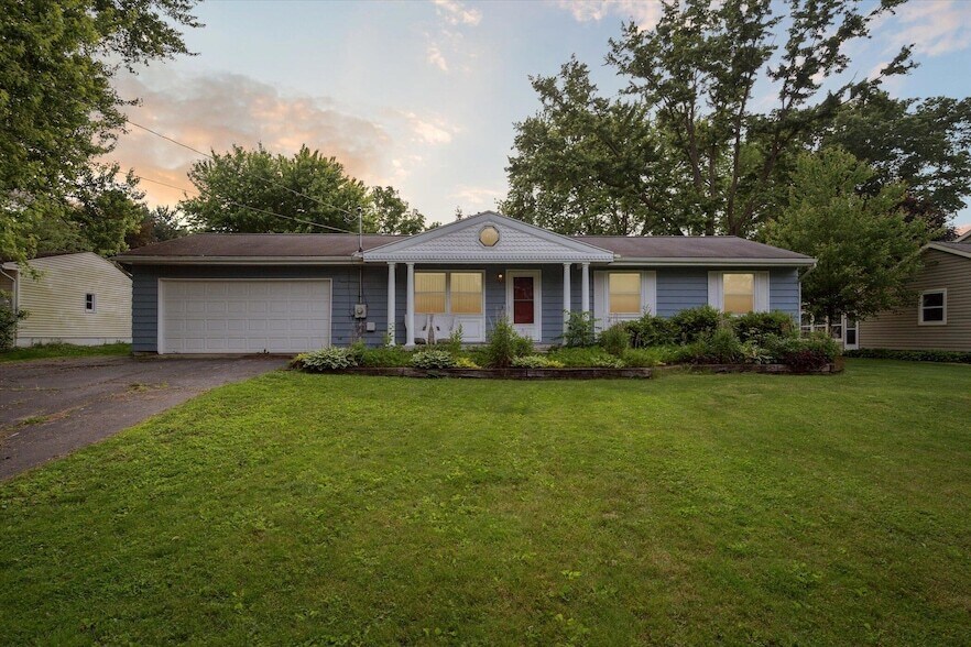 Foto principal - 212 Fulton Blvd
