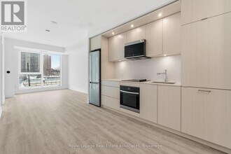 Building Photo - 25 Cordova Ave