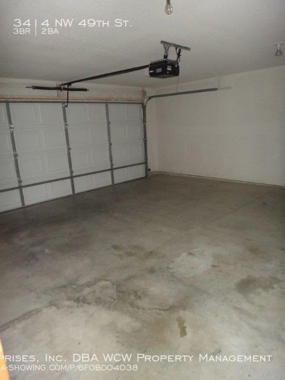 Building Photo - 3414 NW 49th St