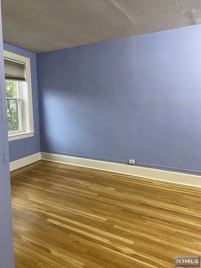 218 Broad Ave Unit 3A, Leonia, NJ 07605 Condo for Rent in Leonia, NJ