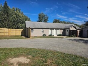 Building Photo - 1019 W 150 N