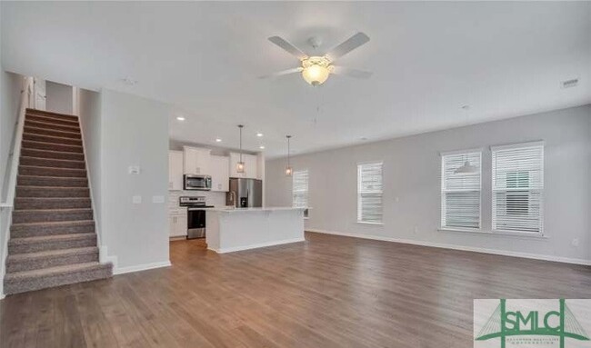 Building Photo - 63 Pomona Cir