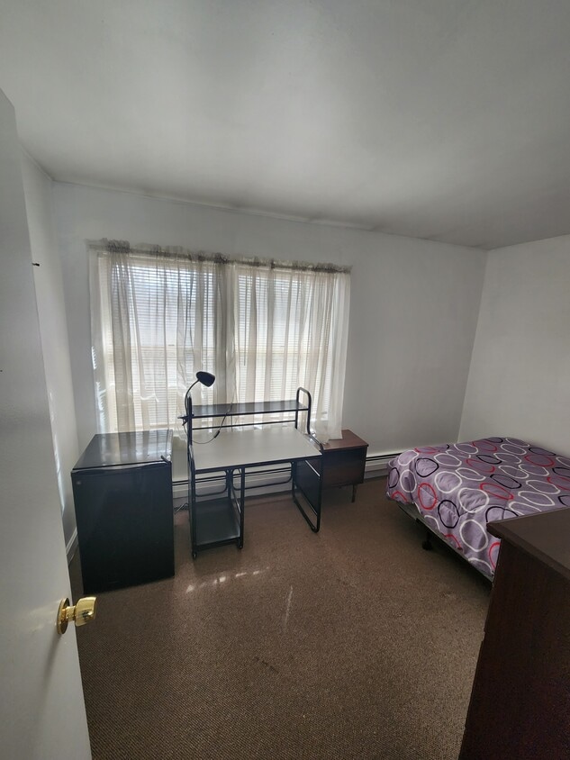 9 Forbes Pl Unit APARTMENT B, Fredonia, NY 14063 Condo for Rent in