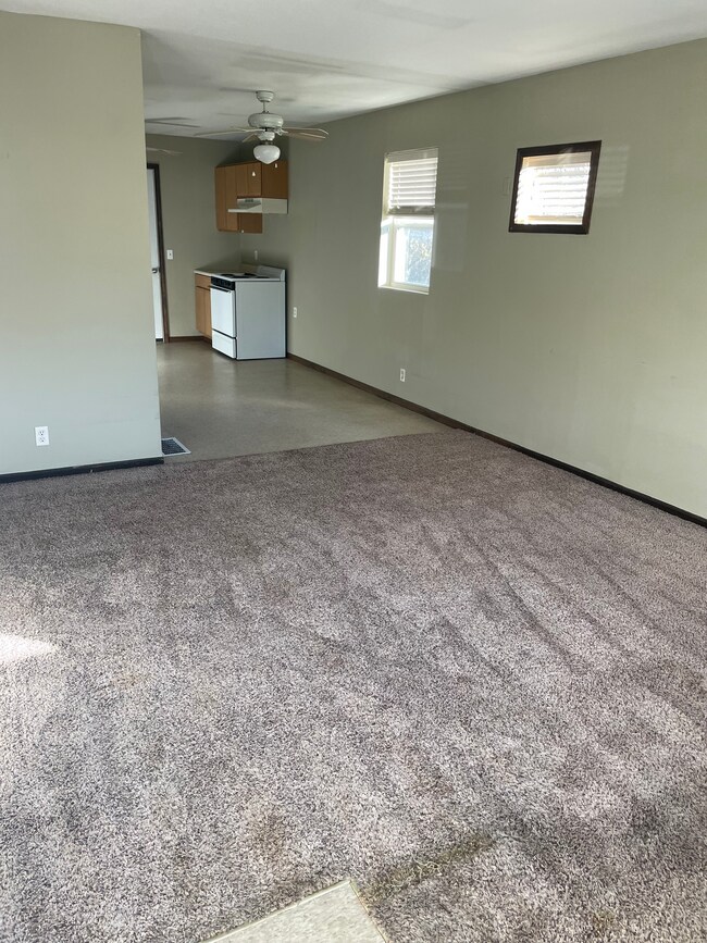 Front room looking into kitchen - 2603 Roma Ln