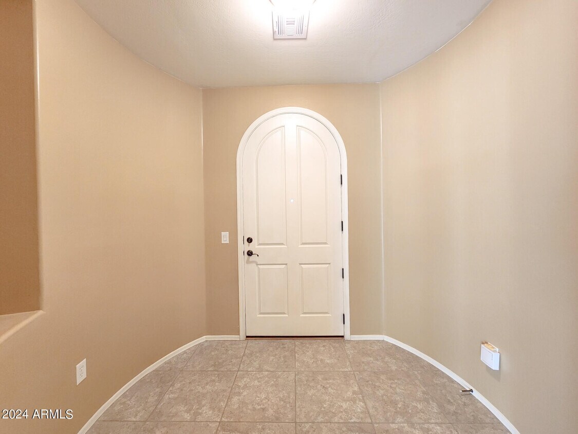 Foto principal - 969 Huish Dr