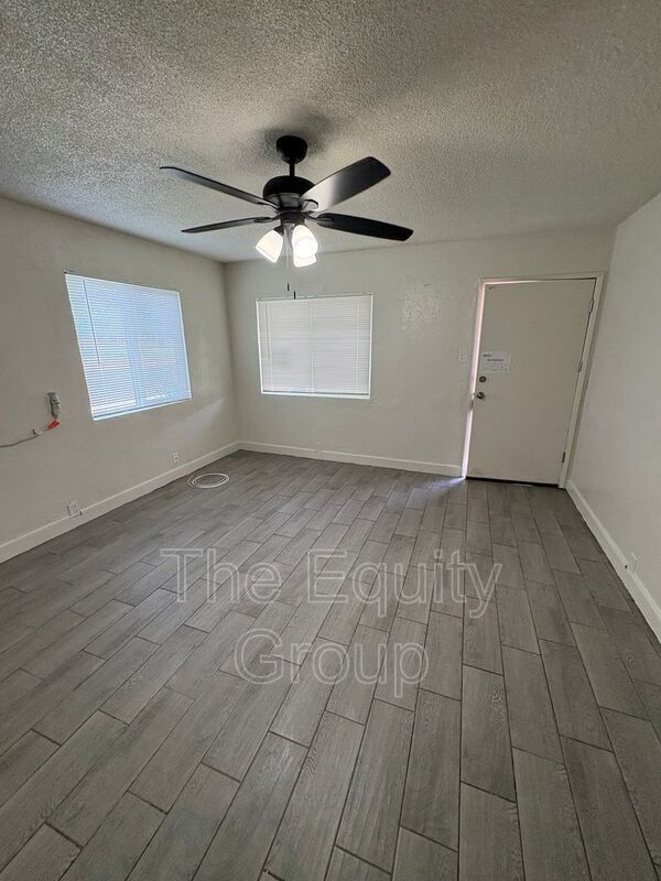 Foto del edificio - 340 S Blackstone St