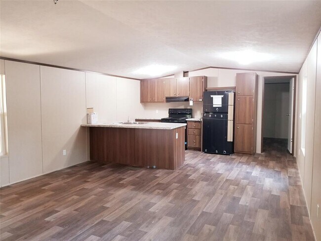 Building Photo - 15232 Paradise Cove Dr