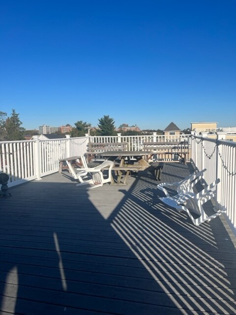 Building Photo - 3621 Roland Ave