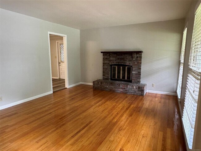 Foto del edificio - 768 Marquette Dr