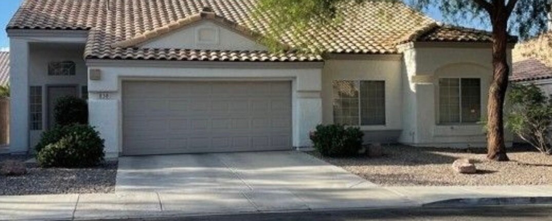 Primary Photo - 838 Centaur Ave