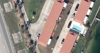 Building Photo - 203 Middle View Dr