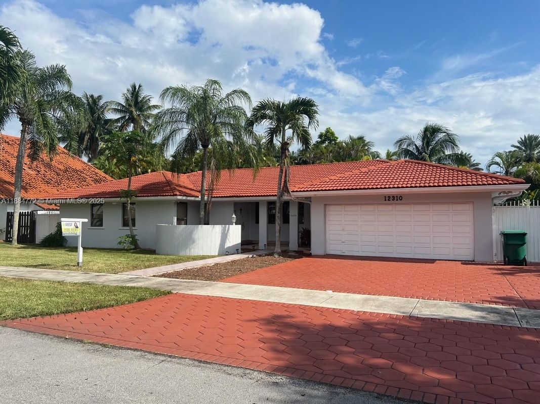 Foto principal - 12310 SW 97th St