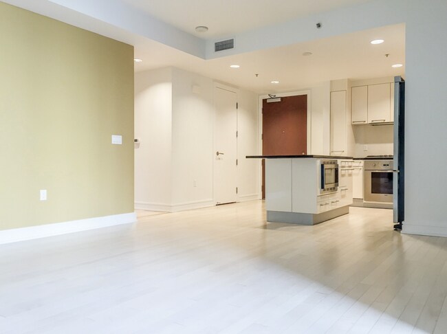 Foto del edificio - 631 Folsom St