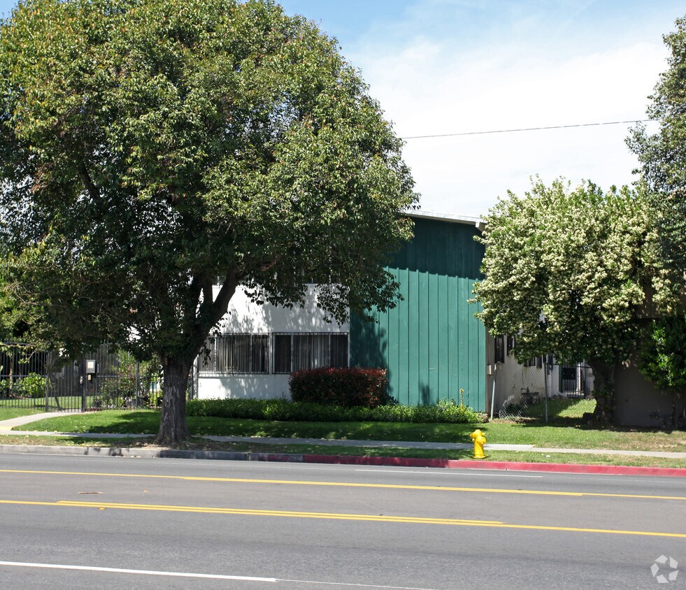 Foto del edificio - 17933 Roscoe