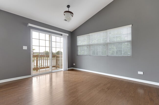 Building Photo - 609 Esla Ct