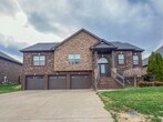 Foto principal - Beautiful Split-Foyer with a Large Fenced ...
