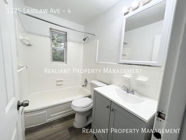 Building Photo - 1225 Laidlaw Ave