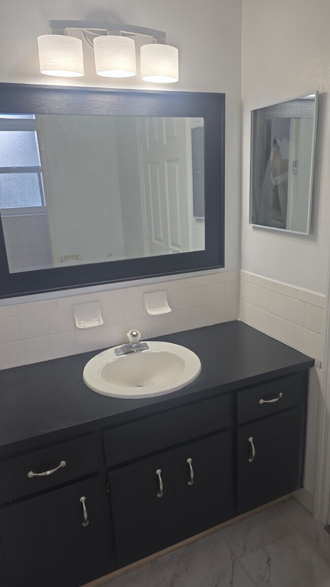 Foto del edificio - Beautiful remodeled Studio/efficiency in Hudson, FL