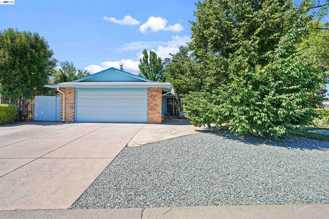 Building Photo - 9699 Rudway Ct