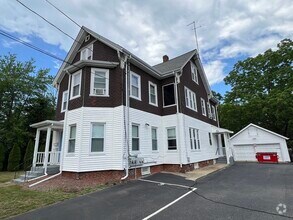 Building Photo - 303 Washington St