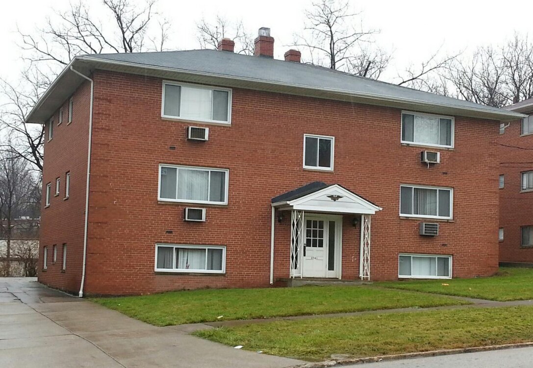 Primary Photo - 4541 E 104th St