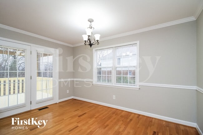 Foto del edificio - 4025 Lofter Ct