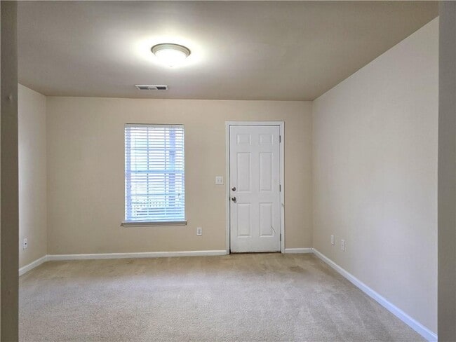Building Photo - 2192 Landing Walk Dr