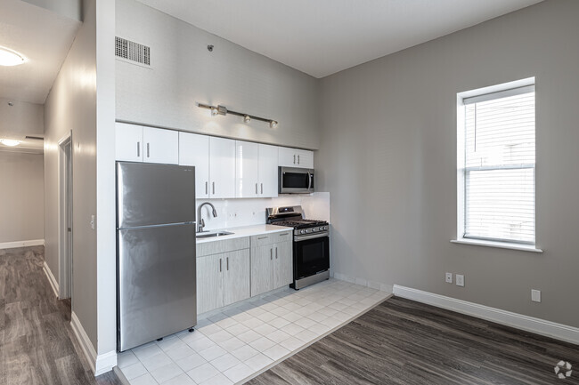 1BR, 1BA - Kitchen - The Liberty Building