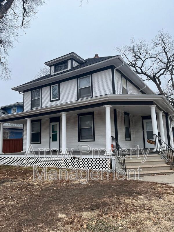 Primary Photo - 2068 S 18th St