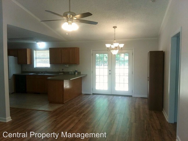 Building Photo - 3 br, 2 bath House - 570 Rogers Bridge Road