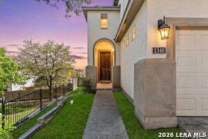 Foto del edificio - 1346 Nicholas Manor