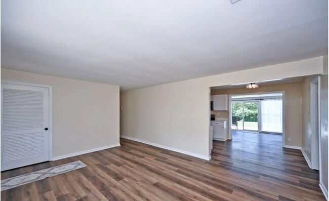 Foto del edificio - Brand-New 4-Bed Milford Home with Sunroom, Large Backyard & Patio