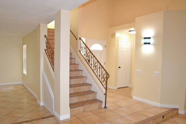 Building Photo - 12421 Mountain Trail Ct