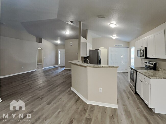 Foto del edificio - 5478 Shady Pine St S