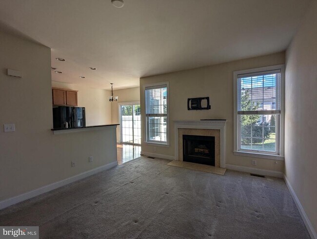 Foto del edificio - 2393 S Whittmore St