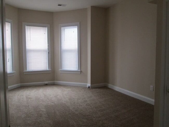 Foto del edificio - 402 Summit Ave