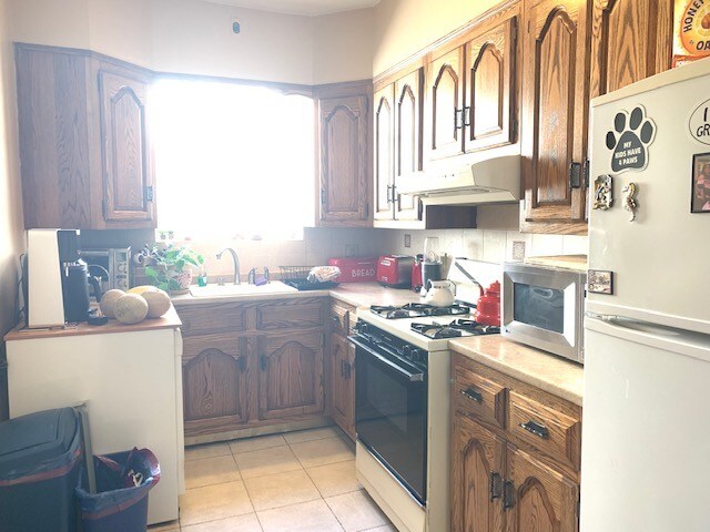 Building Photo - 1655 66th St