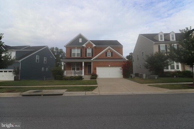 Building Photo - 3348 Burton Dr