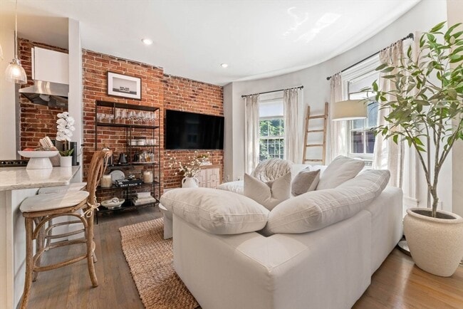 Foto del edificio - 91 Waltham St