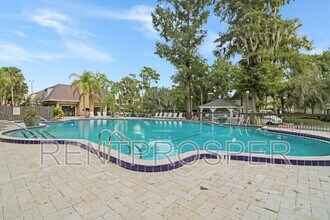 Building Photo - 4022 Versailles Dr