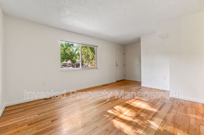 Photo - 588 S Eaton St Townhome